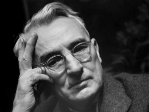 tac gia dale carnegie 2